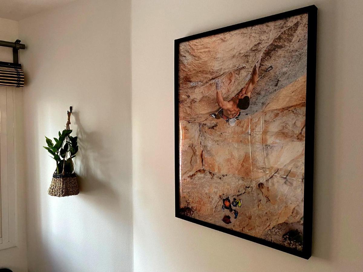 Cornu Karma Apartment El Pati Cornudella de Montsant Екстериор снимка